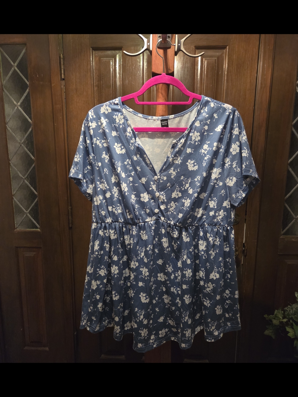 EMERY ROSE Blue Floral V-Neck Peplum Top